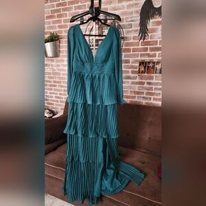 Elegant Teal Pleated Maxi Dress